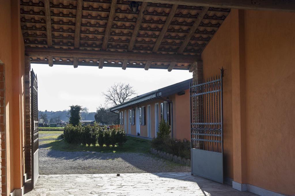 Agriturismo Cascina Aguzza Villa Oleggio Esterno foto