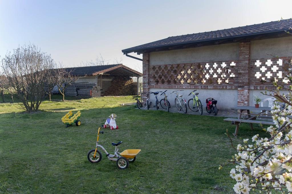 Agriturismo Cascina Aguzza Villa Oleggio Esterno foto