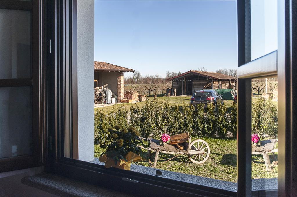 Agriturismo Cascina Aguzza Villa Oleggio Esterno foto